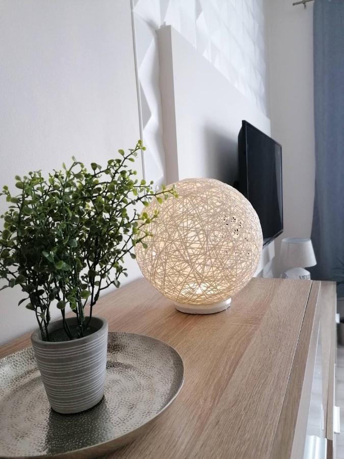 אגר Sweet Central Apartment ,In The City Center מראה חיצוני תמונה